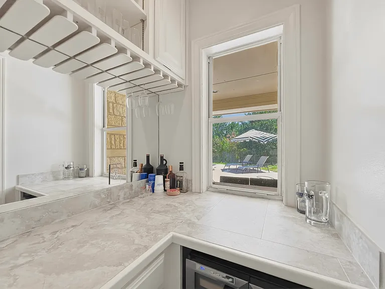 6 Candleleaf Ct — Photo 4