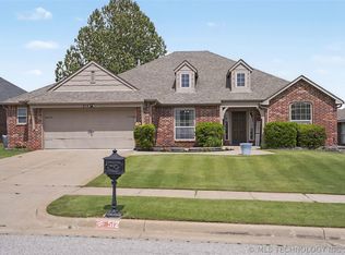 512 E Fargo St, Broken Arrow, OK 74012