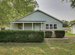 2905 W John St, Champaign, IL 61821