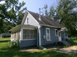 1522 Norwood St, Red Wing, MN 55066