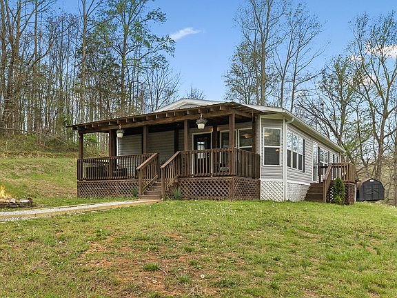 2nd image of 805 Harris Rd