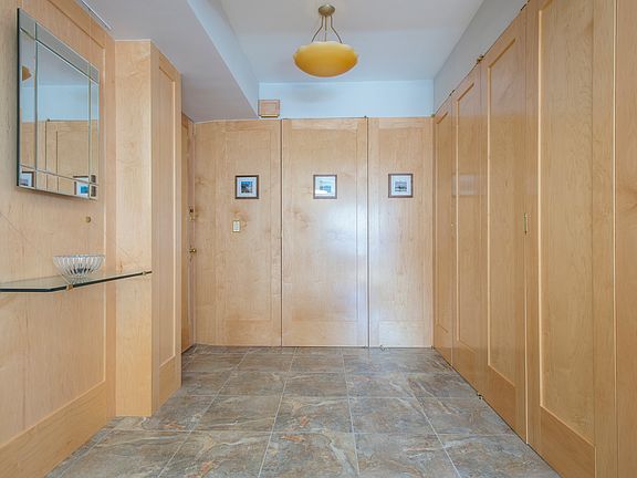 4th image of 308 E 79th St APT 16LM