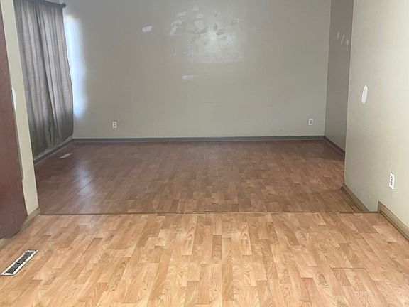 5th image of 6308 Welcome Ave N