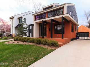 555 Smith Ave, Birmingham, MI 48009
