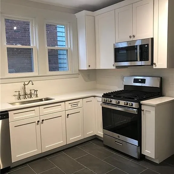 1815 James St #2 — Photo 7