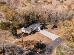 161 Eastcliff Dr SE, Concord, NC 28025