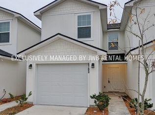 6793 Lake Mist Ln, Jacksonville, FL 32210
