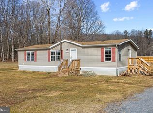 38 Maggie Ln, Mount Solon, VA 22843