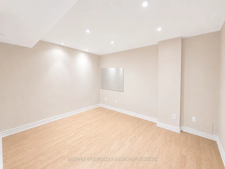 9 Casa Nova Dr #BASEMENT — Photo 11