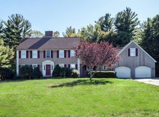 100 Olde Forge Rd, Hanover, MA 02339
