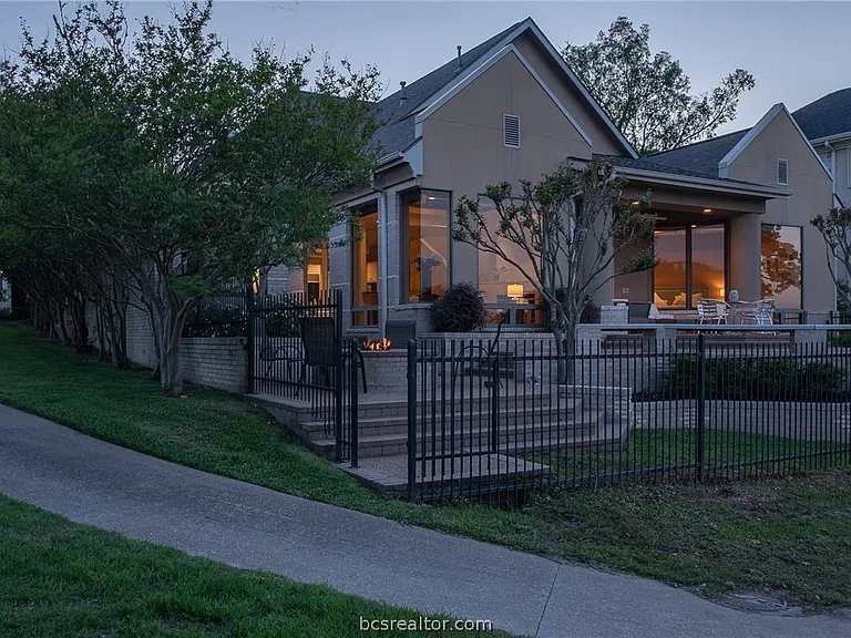 4776 Stonebriar Cir — Photo 3