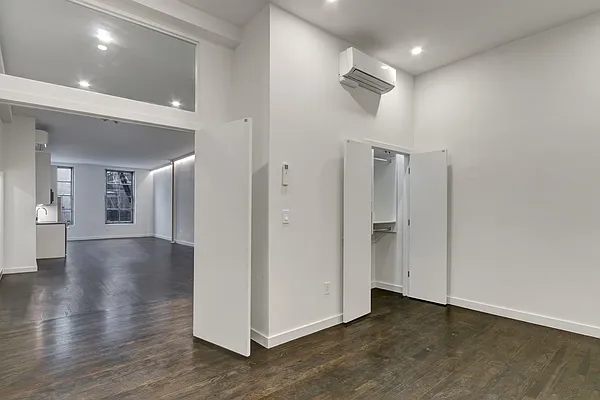 Rented by Brighton Management | media 15