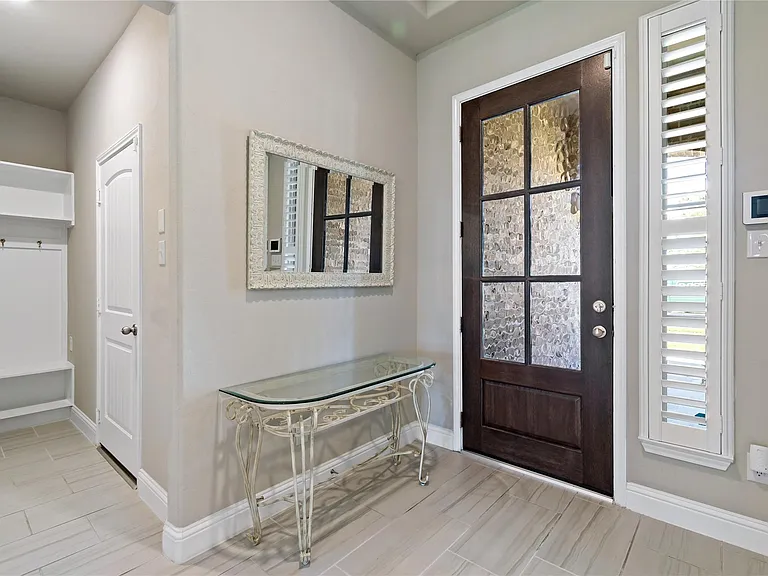 18710 Lynnwood Crest Ln — Photo 17