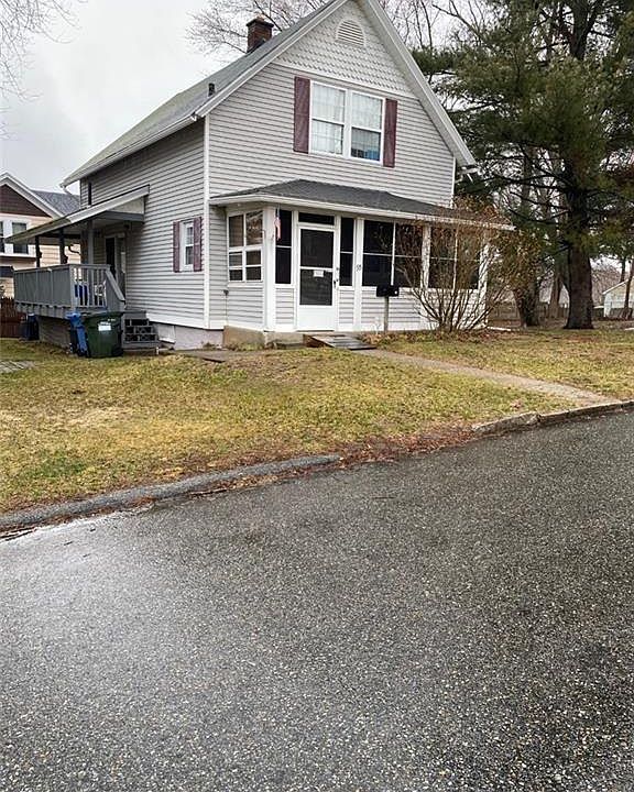 2nd image of 95 Peck St