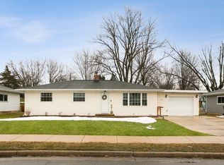 731 Windsor St, Sun Prairie, WI 53590