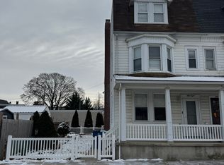 58 E Railroad St, Spring Grove, PA 17362