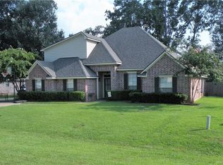 1964 Honeytree Trl, Haughton, LA 71037