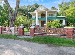 125 Magnolia St, Walterboro, SC 29488