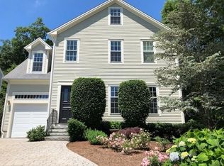 56 William St, Dartmouth, MA 02748