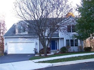 210 Cranberry Ln, Middletown, CT 06457