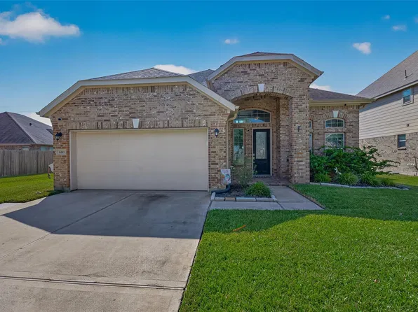 6111 Wayne Way, Rosenberg, TX 77471