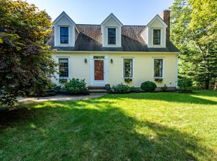 6 Robin Rd, Sandwich, MA 02563