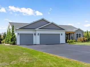 29 Virginia Ln, Danville, PA 17821