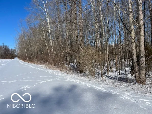 County Road 1000 W, Seymour, IN 47274