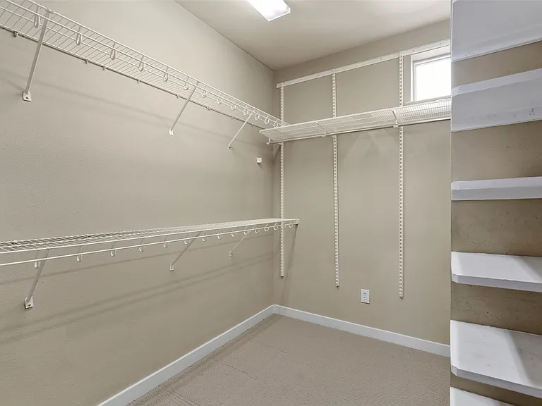 3800 Holland Ave #4 — Photo 27