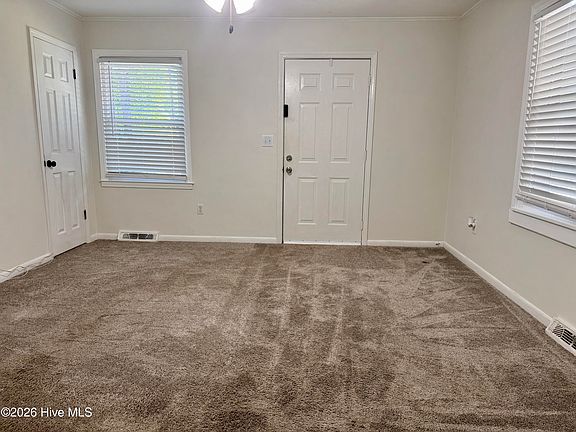 5th image of 1003 Rainwater Lane