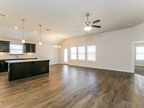 3rd image of 10301 NW 34th Ter