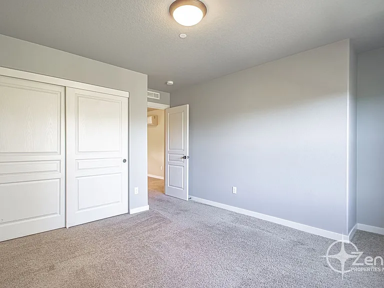 188 N 41st Pl — Photo 19