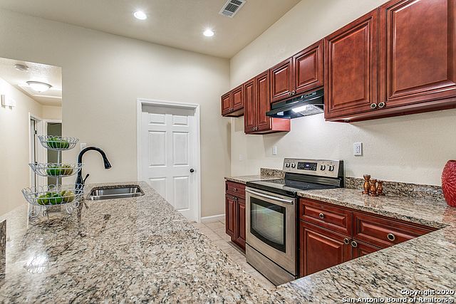 1st image of 5954 Sunrise Bend Dr