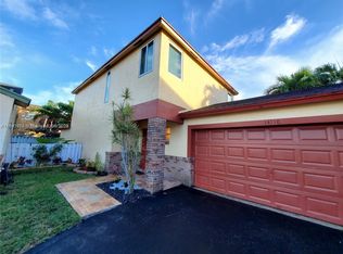 14110 Langley Pl, Davie, FL 33325
