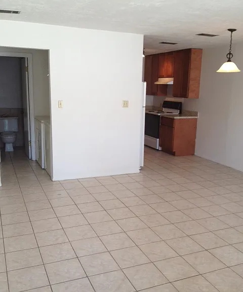 3603 SW 31st Dr #2 — Photo 6