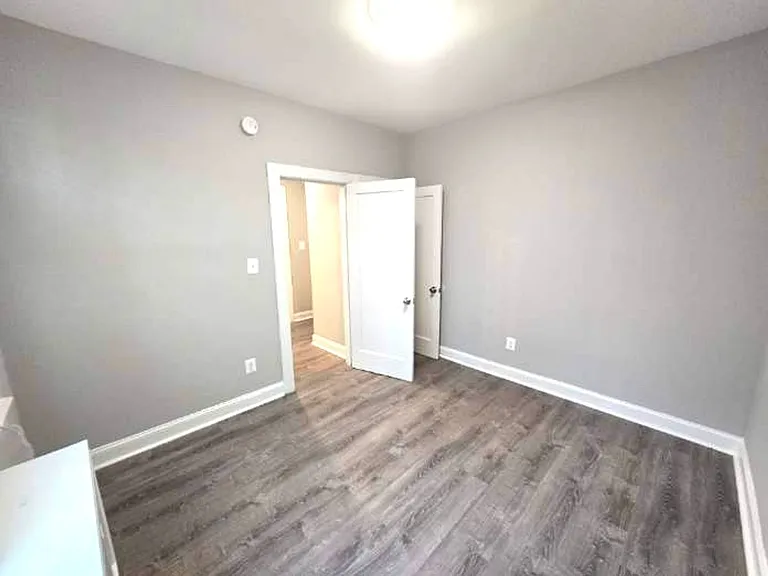 435 16th St SE — Photo 17