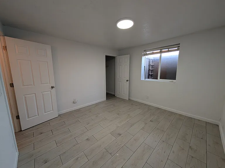 4526 E Frederick Ave — Photo 24