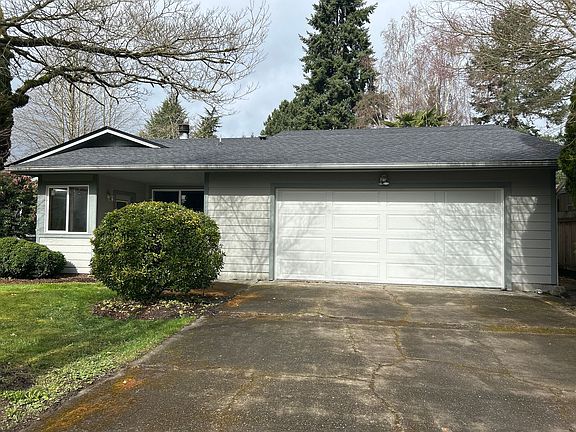 3rd image of 7 Larry Ln