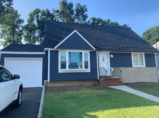 3788 New York Ave, Seaford, NY 11783
