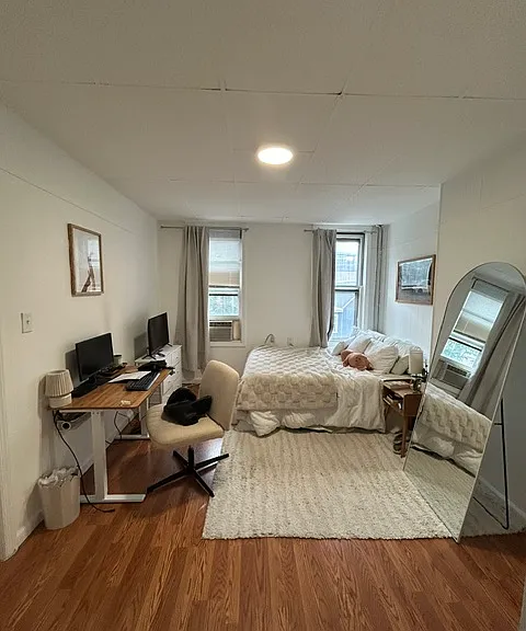 475 Monmouth St #4 — Photo 7