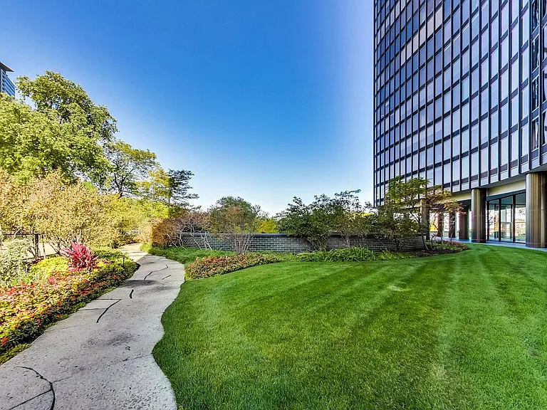 505 N Lake Shore Dr #2412 — Photo 36