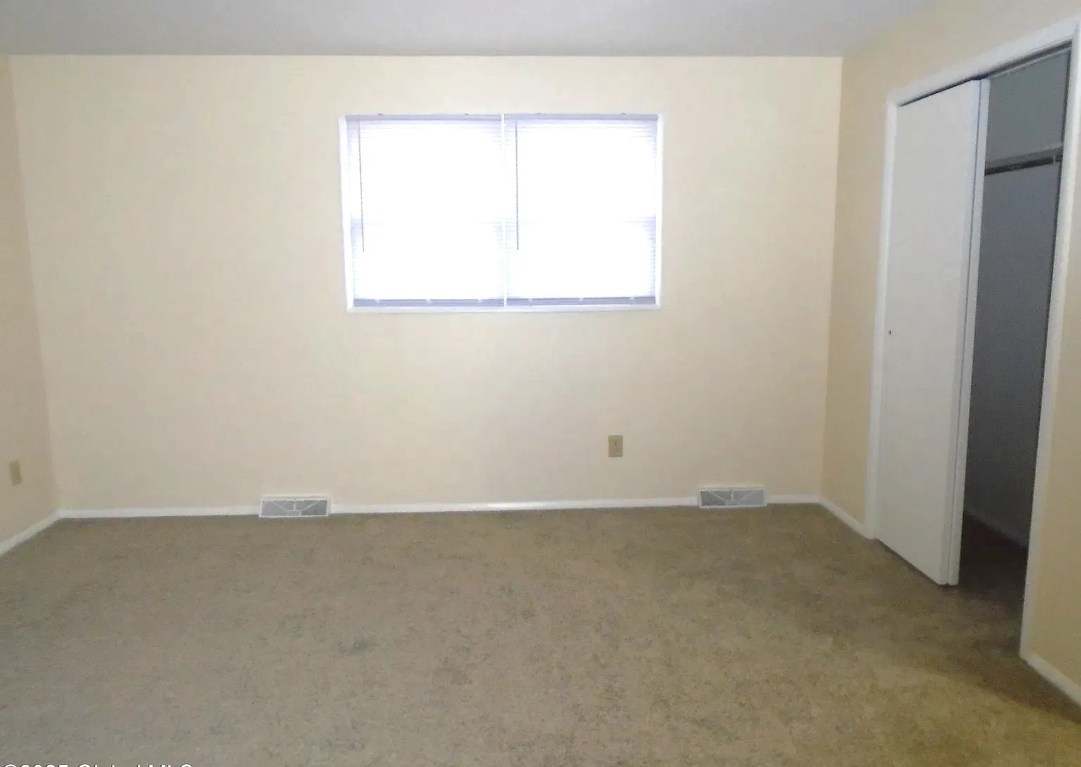 2 bed, 1650 sqft, $1,650 — Photo 2
