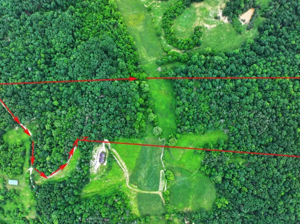 9999 Zion Mountain Rd, Irvine, KY 40336
