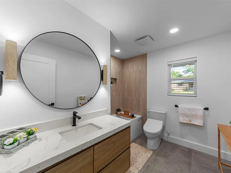 7041 Freemont St — Photo 25