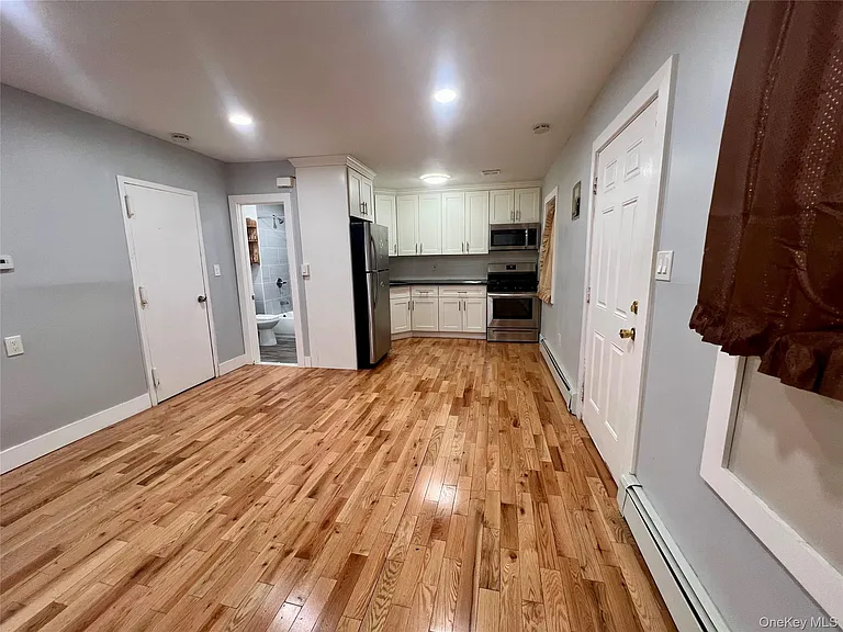 305A Beach 88th St #LOWER — Photo 1