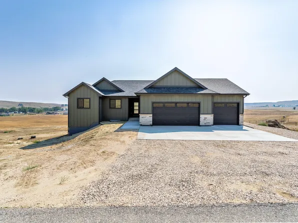 27 Sand Creek Dr, Buffalo, WY 82834