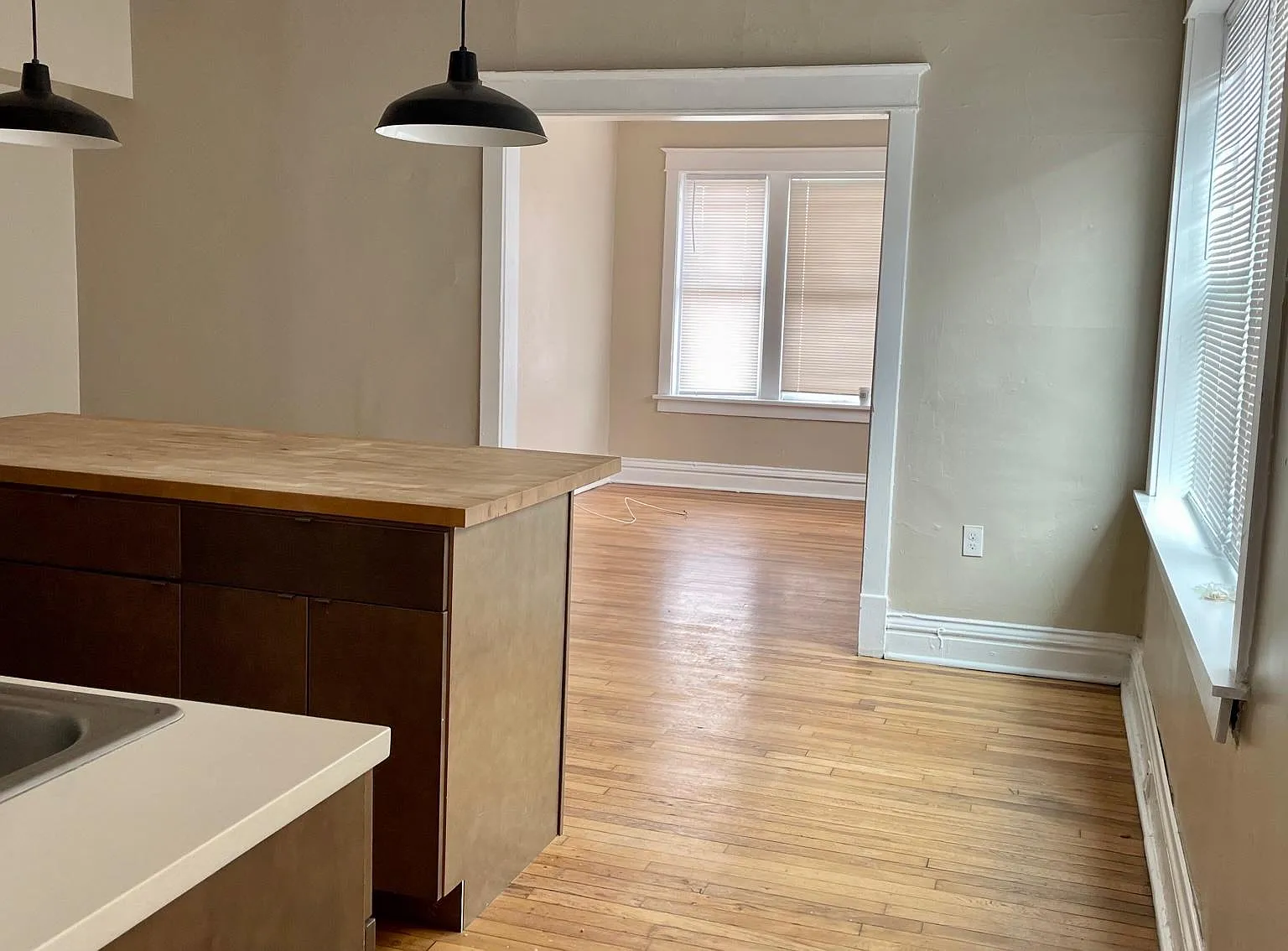 4126 McRee Ave — Photo 3
