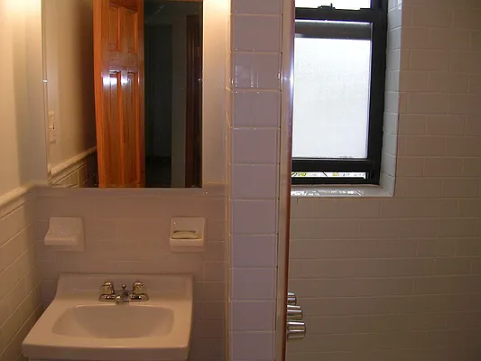 Rented by RV Realty | media 11