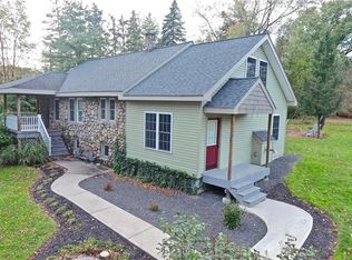 38 Van Burenville Rd, Middletown, NY 10940