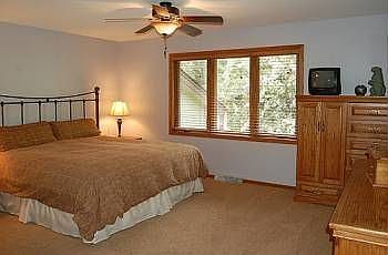 2nd image of 1033 Lois Dr